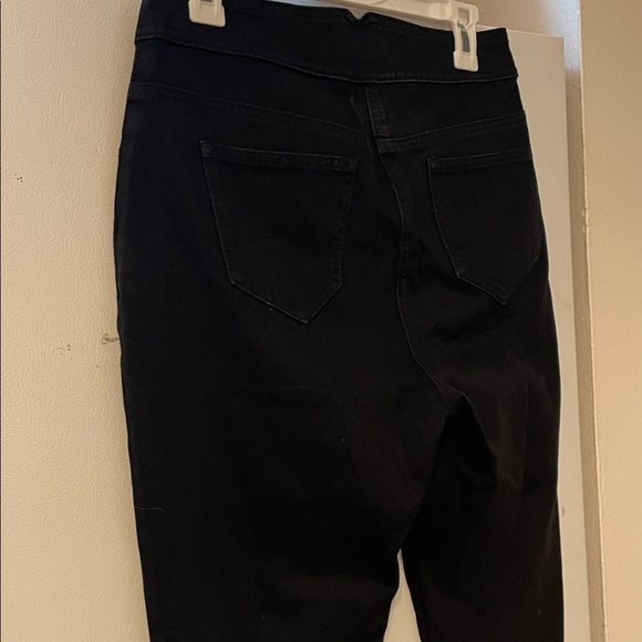 J. McLaughlin Size 8 Hastings Black Cotton Denim Sailor Jeans Gold Snap Buttons - Picture 6 of 6